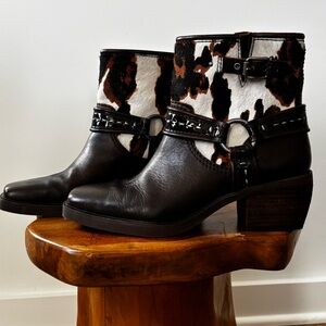 Sam Edelman Black and Brown Heeled Boots